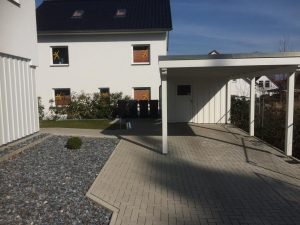 Außenanlage an einem Mehrfamilienhaus, Dirk Prothmann Garten- und Landschaftsbau, Hille